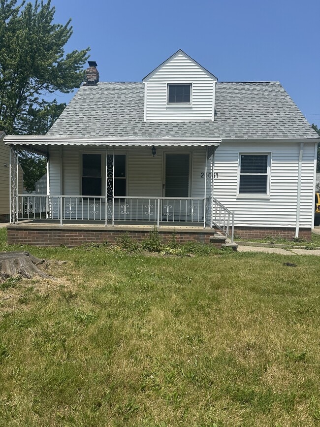 Photo - 21051 Nicholas Ave House