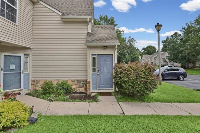 Photo - 2813 Falcon Ct