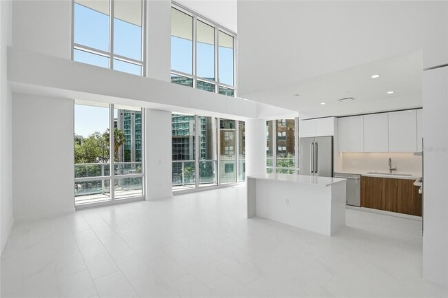 Photo - 400 Central Ave Unidad 301