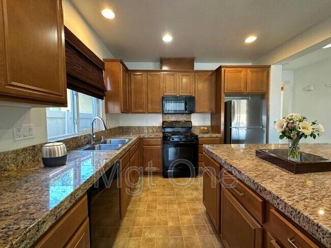 1242 English Oak Way
