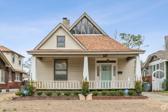 Building Photo - 2032 Oliver Ave Rental