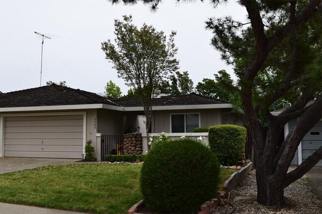 Building Photo - 5642 Cypress Point Dr Rental