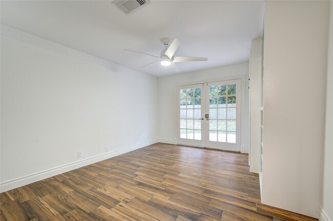 Photo - 8439 Westview Dr