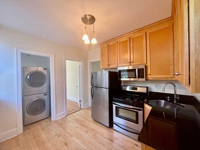 Photo - 7025 N Damen Ave Unit 3