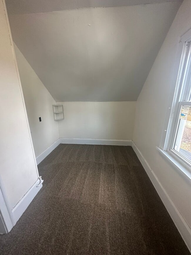 Photo - 3bd Single Cash Pay/Section 8