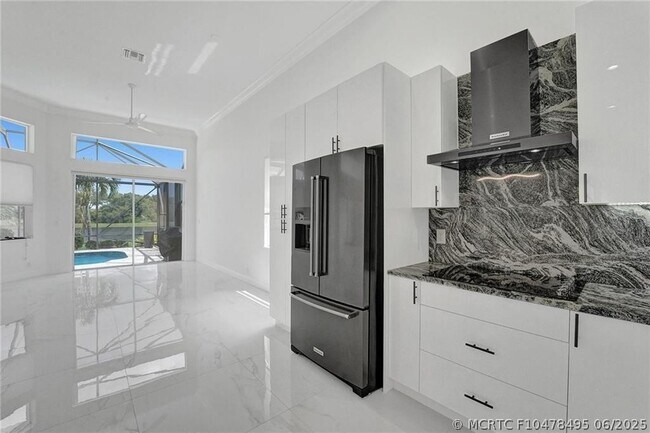 Photo - 7867 Monarch Ct