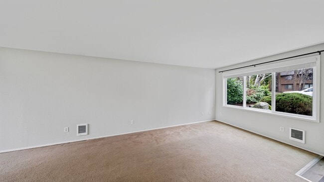 Photo - 1100 SW Harrier Cir Unit #3[21003589]