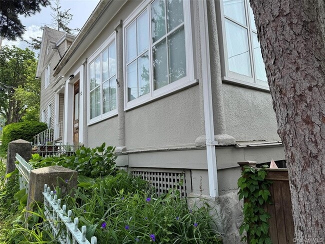 Photo - 12 Villard Ave