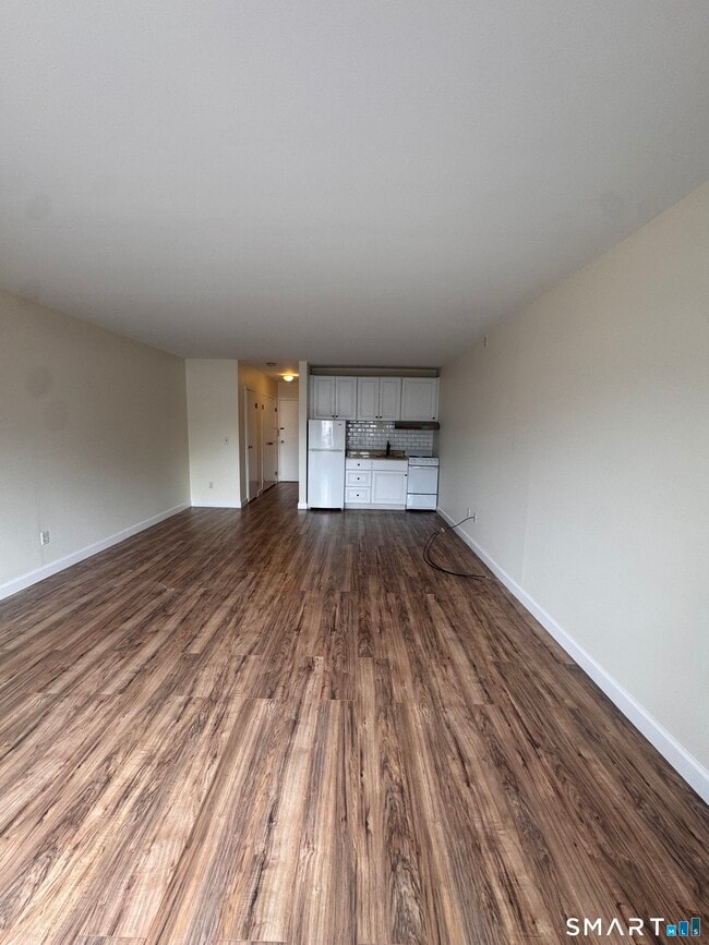Building Photo - 7 Winfield St Unit 2