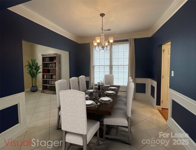 Photo - 1928 Dearmon Dr