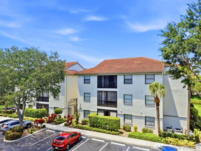 5157 Floria Way Unit J