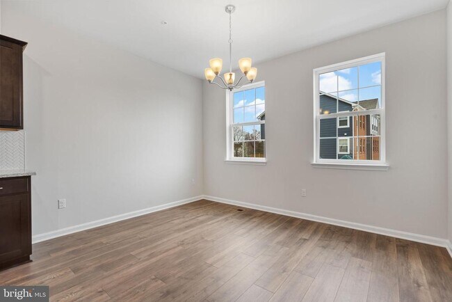 Photo - 5225 Manor Park Dr