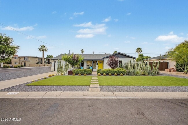 Photo - 6929 E 6th St