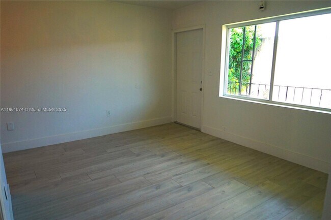 Photo - 584 NW 65th St Unidad 11