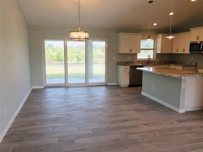 Photo - 9438 Fruitland Ave