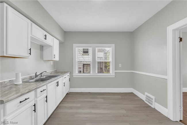 3652 E 153rd St Unidad 1/DN