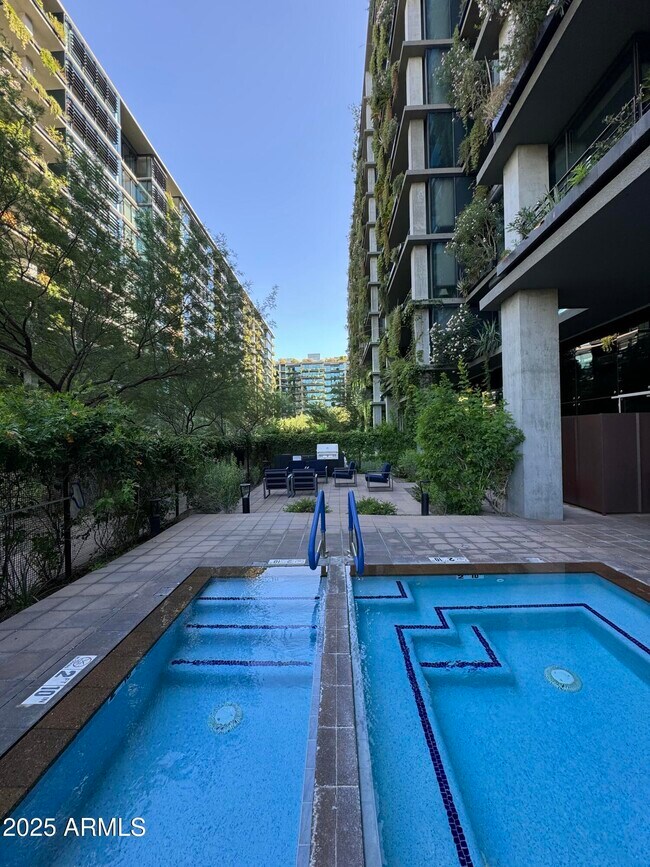 Photo - 7120 E Kierland Blvd Apartment Unit 604