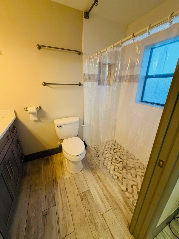 Photo - 2116 NE 8th Pl Unidad Efficiency