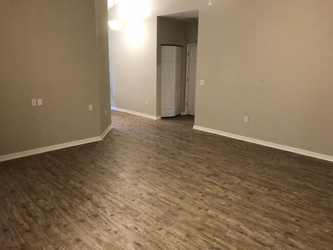 Photo - 4445 NW 34th Terrace