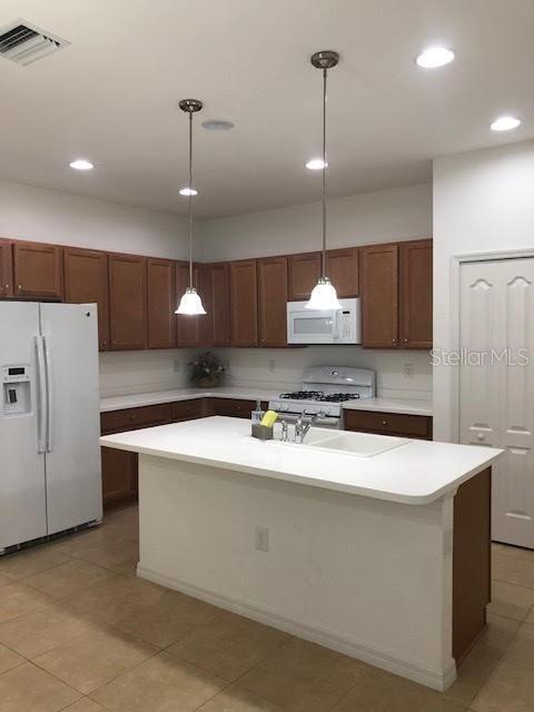 Photo - 229 Livorno Wy