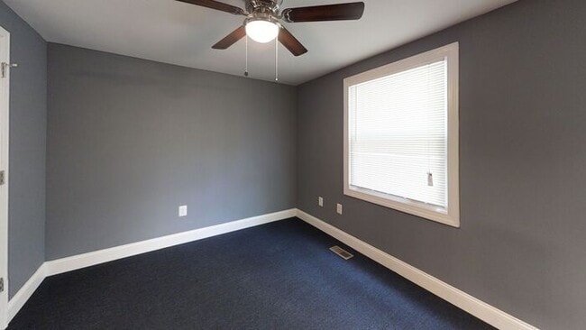 Photo - 3 Bedrooms 2.5 Bathrooms in Reisterstown