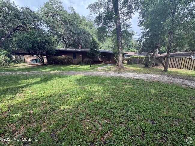 Building Photo - 12723 Longview Dr W Rental
