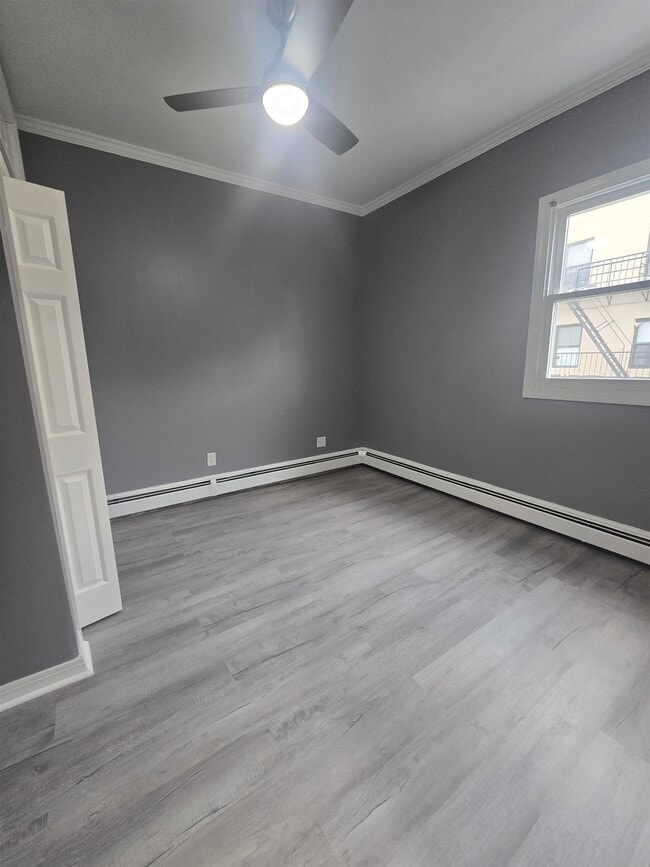 Photo - 1301 27th St Unit 2