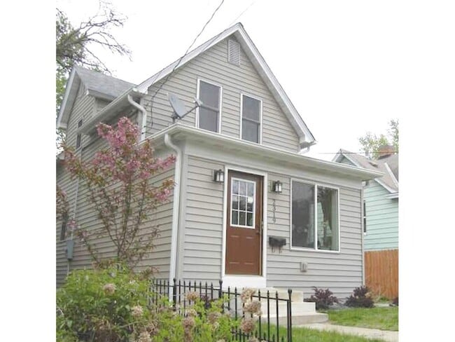 Building Photo - 2319 Cole Ave SE