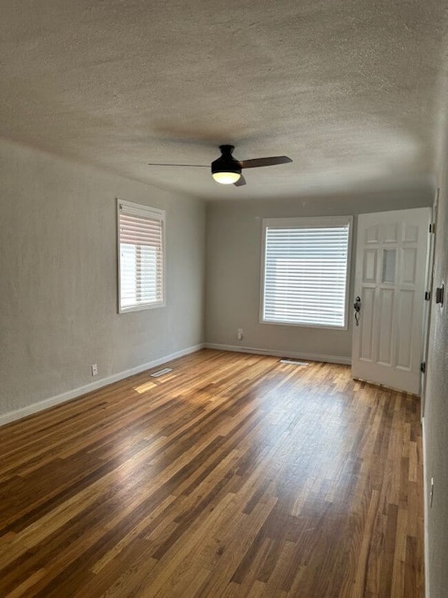 Photo - 2410 St Clair Ave.