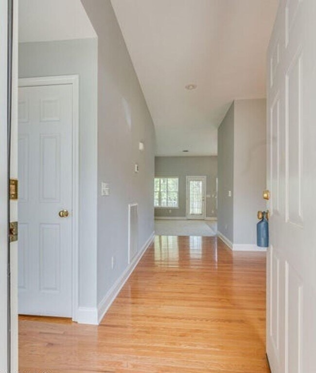 Photo - 205 Rockingham Meadows Dr