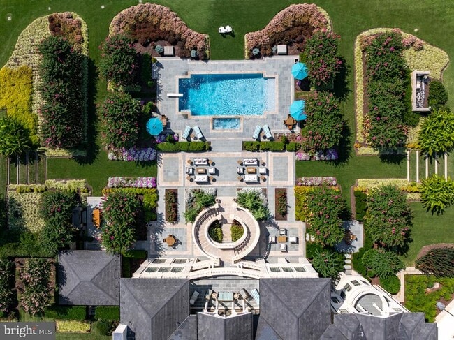 Photo - 200 Bridgeview Ln