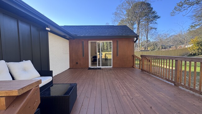 Photo - 2054 Fargo Pl SE