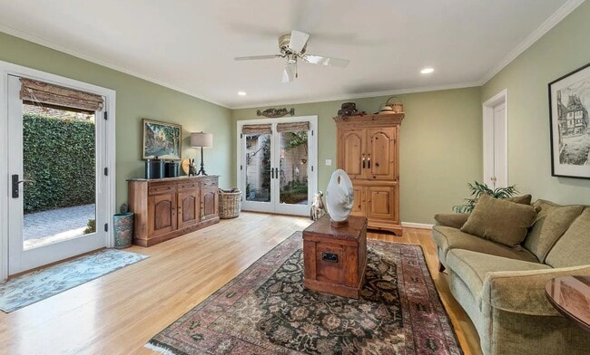 Photo - 1027 Cherry Ave