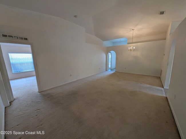 Photo - 1049 Macon Dr