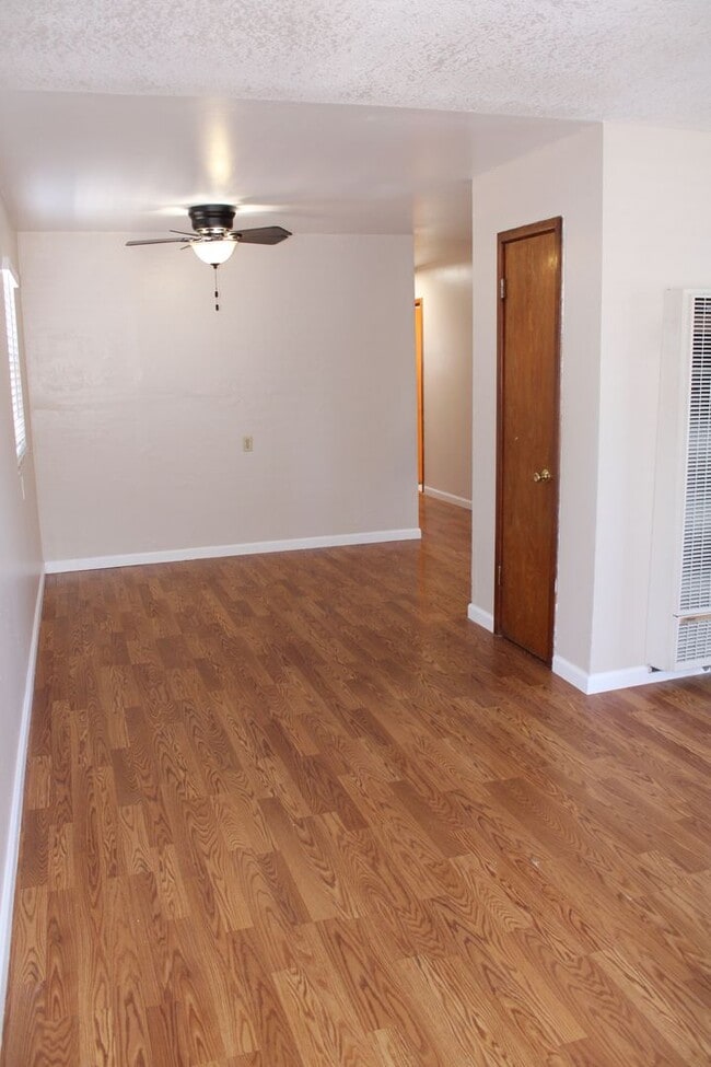 Photo - Three Bedroom, One Bathroom House in San Pablo with Laundry Room