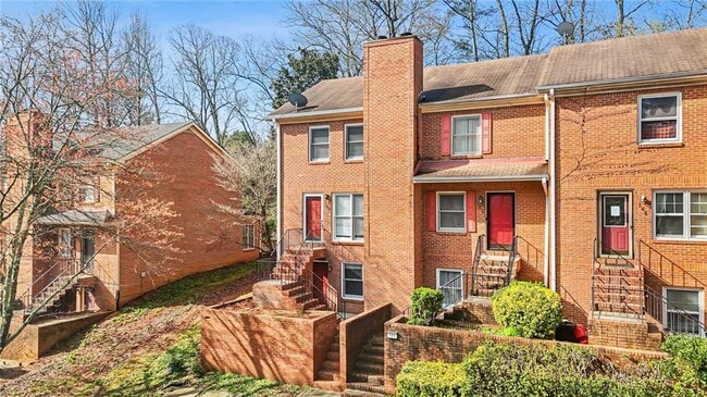 Photo - 140 Davis Mill Ct