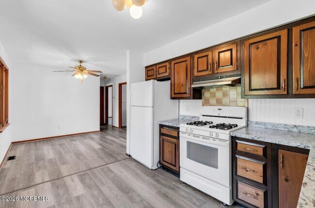 Photo - 464 Barnacle Rd