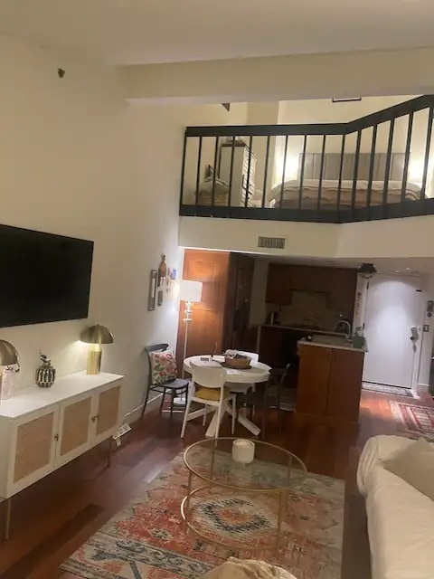 350 Detroit St Unit 402