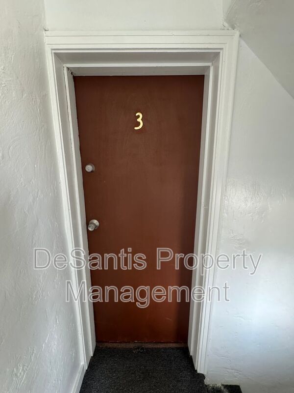 Photo - 2909 Chartiers Ave Unit 3