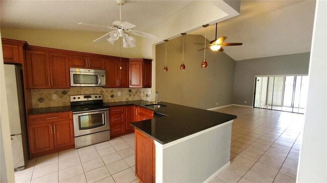 Photo - 3853 Carambola Cir N