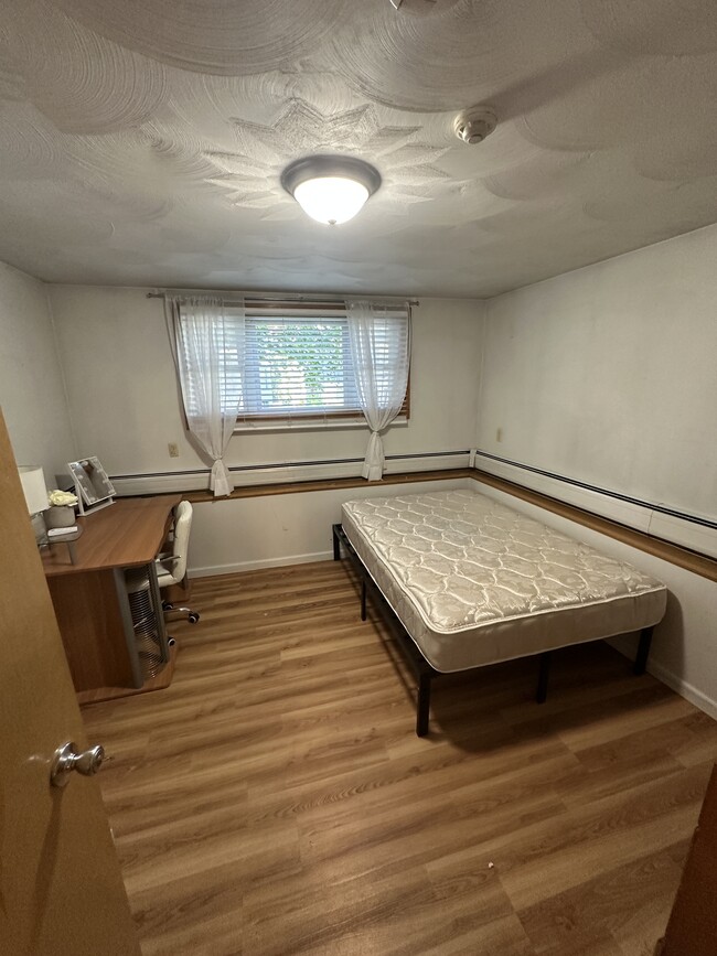 All-Inclusive Living in Collegetown!