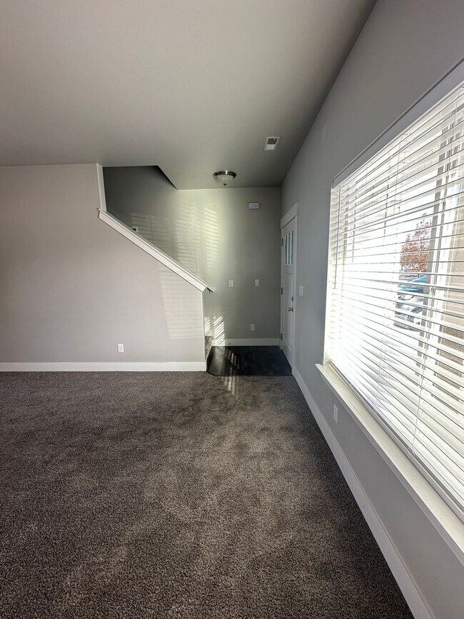 Photo - Beautiful 4 bed 2.5 bath home in the Summerfield Subdivision