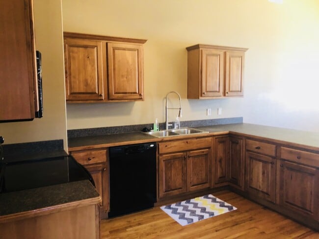 Photo - Beautiful Home Great Location