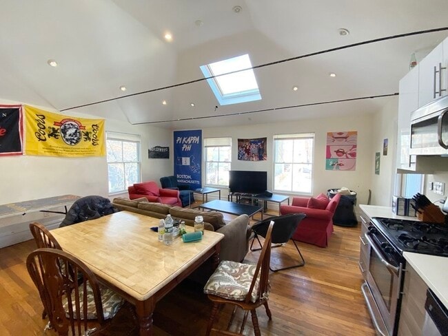 Photo - 89 Cedar St Unit 3