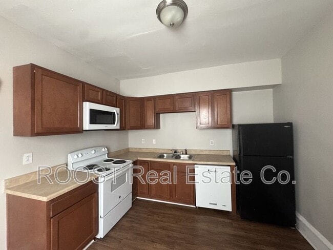 Photo - 237 Avondale Ave