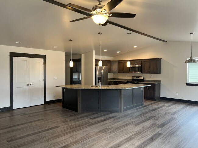 Photo - Brand New 3 Bed 2.5 Bath with double attached garage in Belgrade