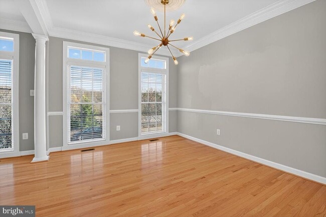 Photo - 6 Sharpstead Ln