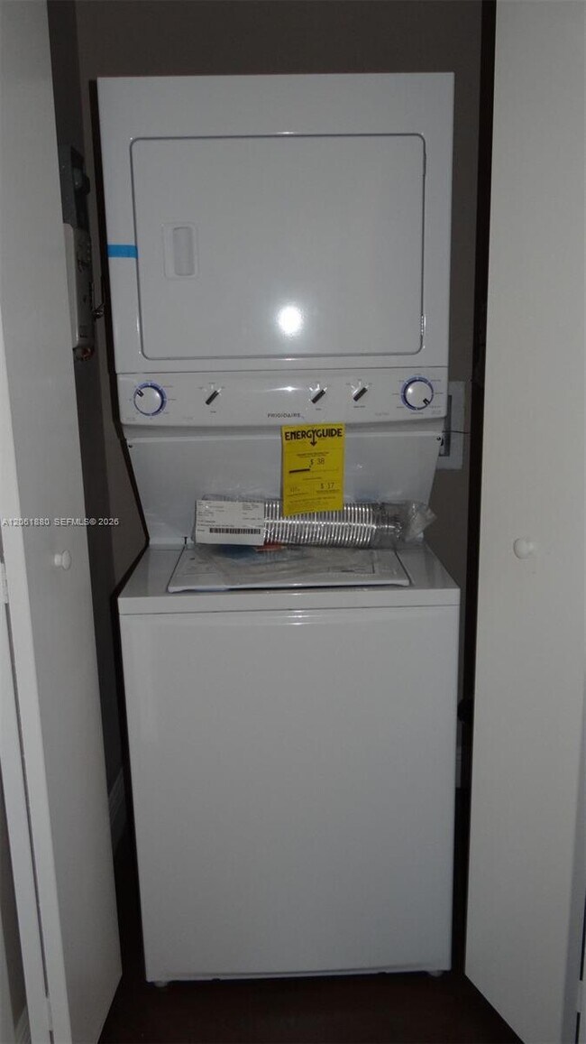 Photo - 1469 SW 5th St Unit 1