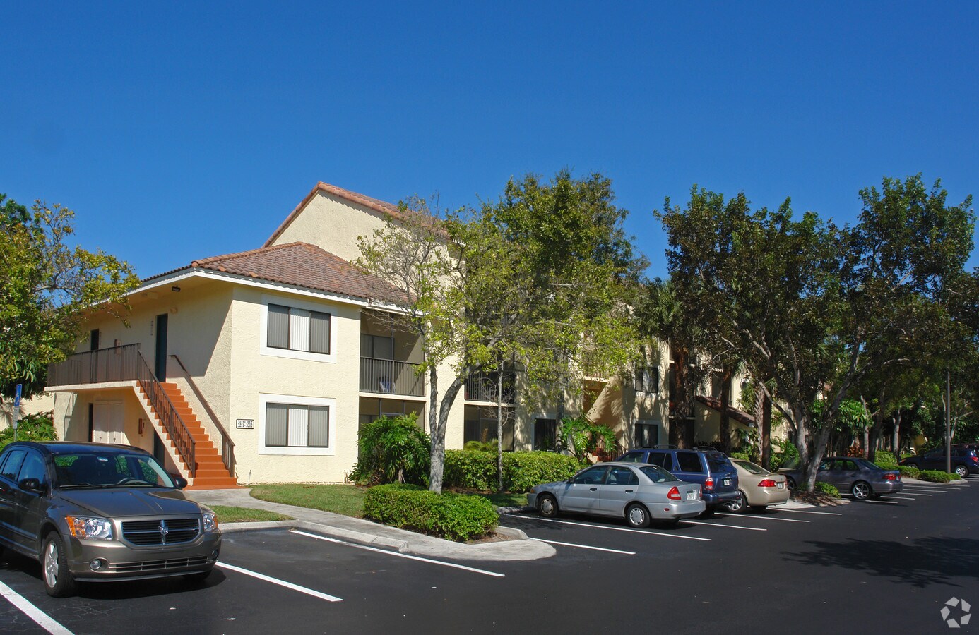 Photo - The Colonnades At Plantation Apartments