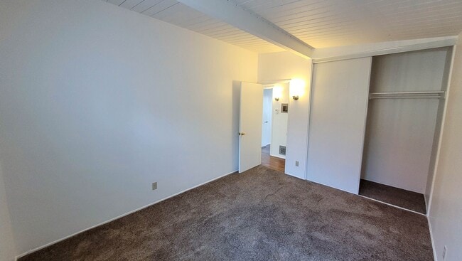 Photo - 6251 Milton Ave